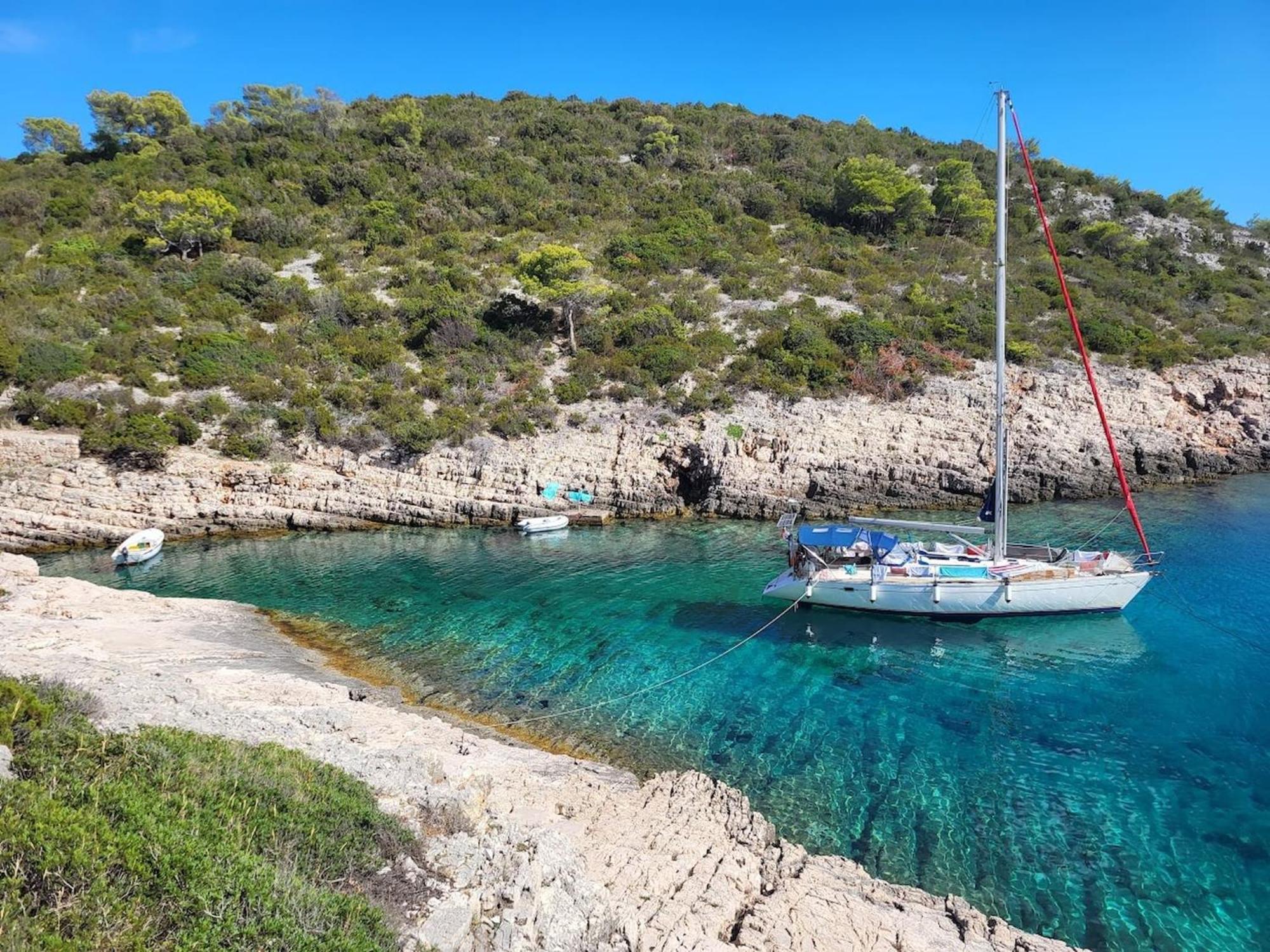 3 Or 5 Days Sailing Cruise In Croatia Vikendica Split