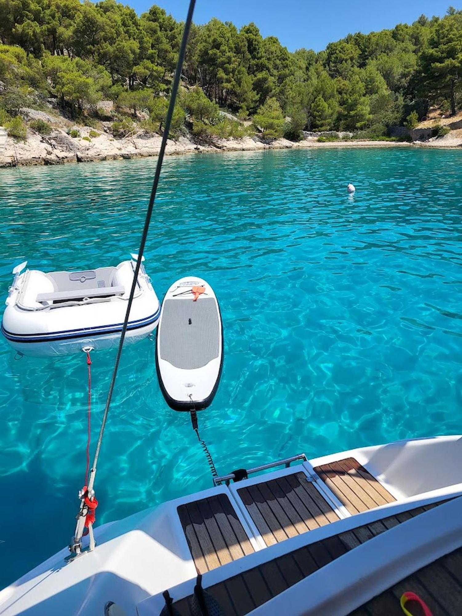 Vikendica 3 Or 5 Days Sailing Cruise In Croatia *